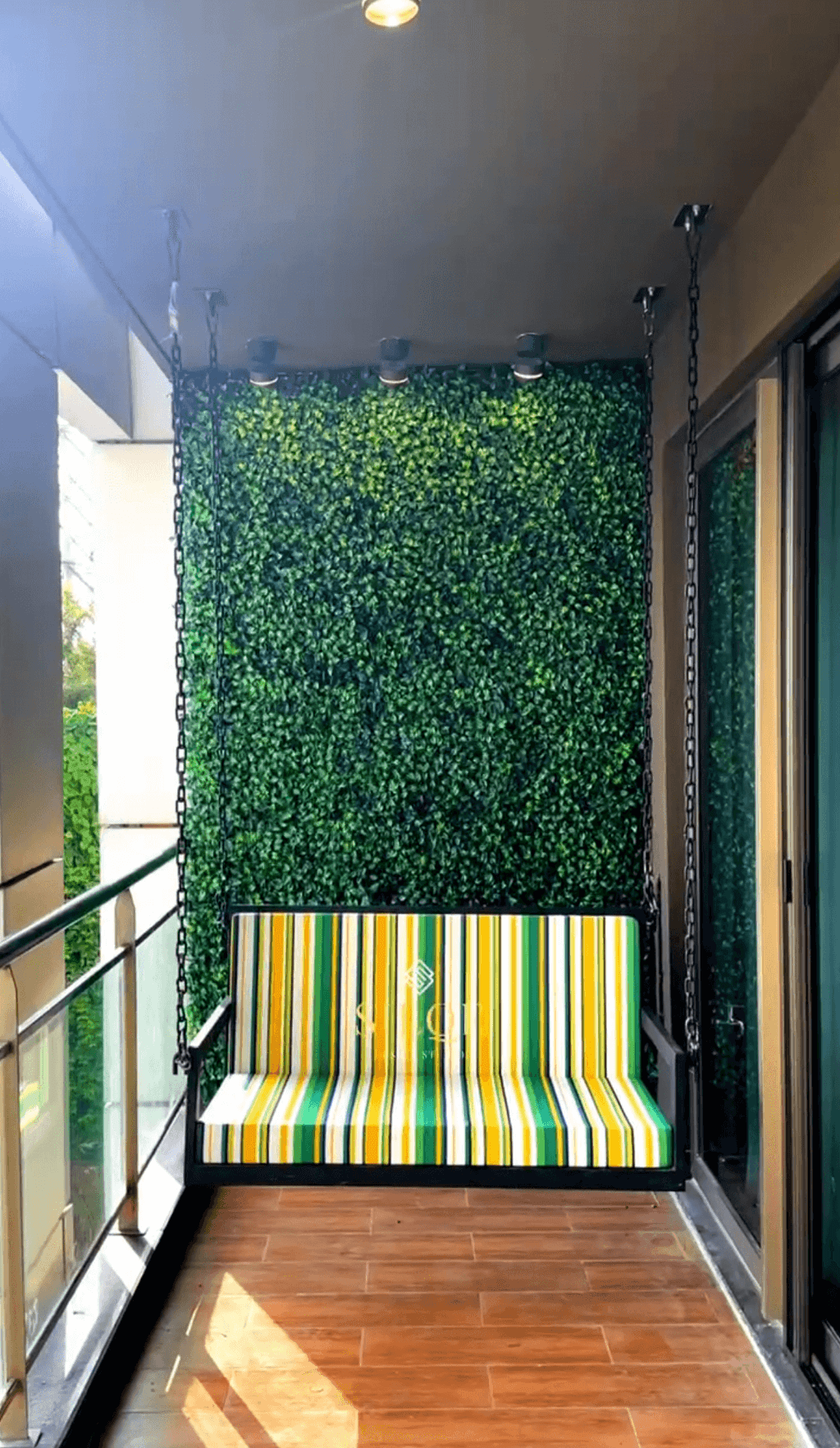 Tata Primanti - Balcony